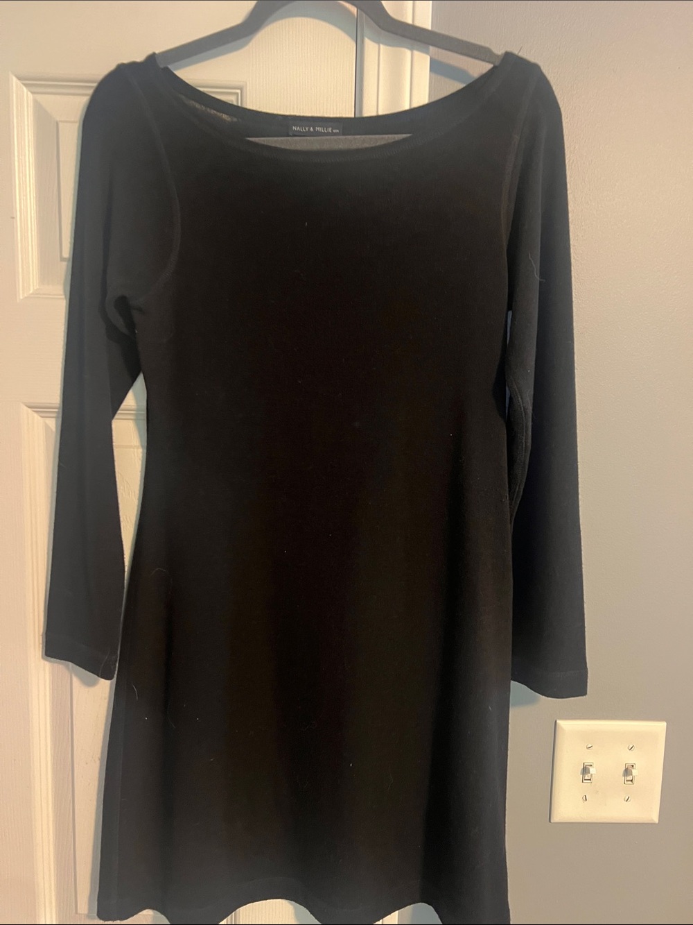 Nally & Millie Black Long Sleeve A-Line Knit Dress